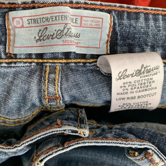 Levi STRAUSS LOW RISE BOOTCUT WOMENS DENIM JEANS SIZE 10 - Picture 11 of 12